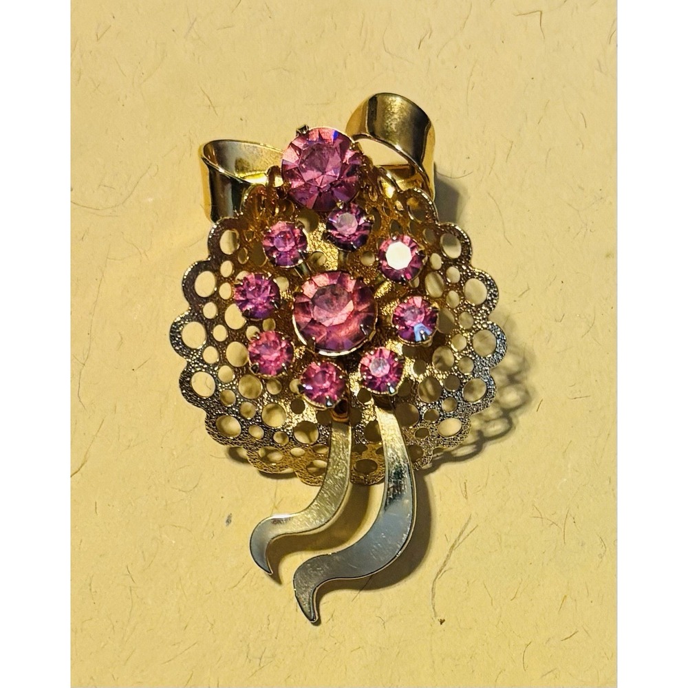 vintage‎ gold-tone flower brooch